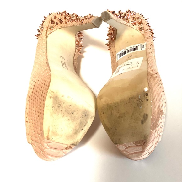 RED Saks Fifth Avenue. Fun style high heels pumps - Picture 11 of 13